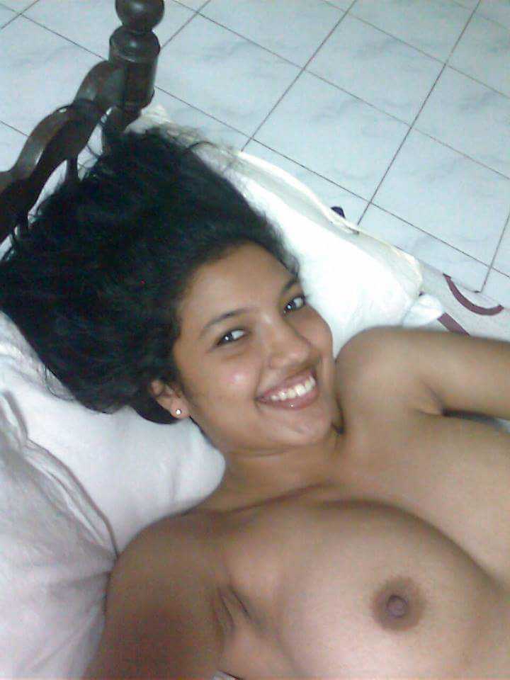 Desi College Girls Reveal And Expose Their Natural Big