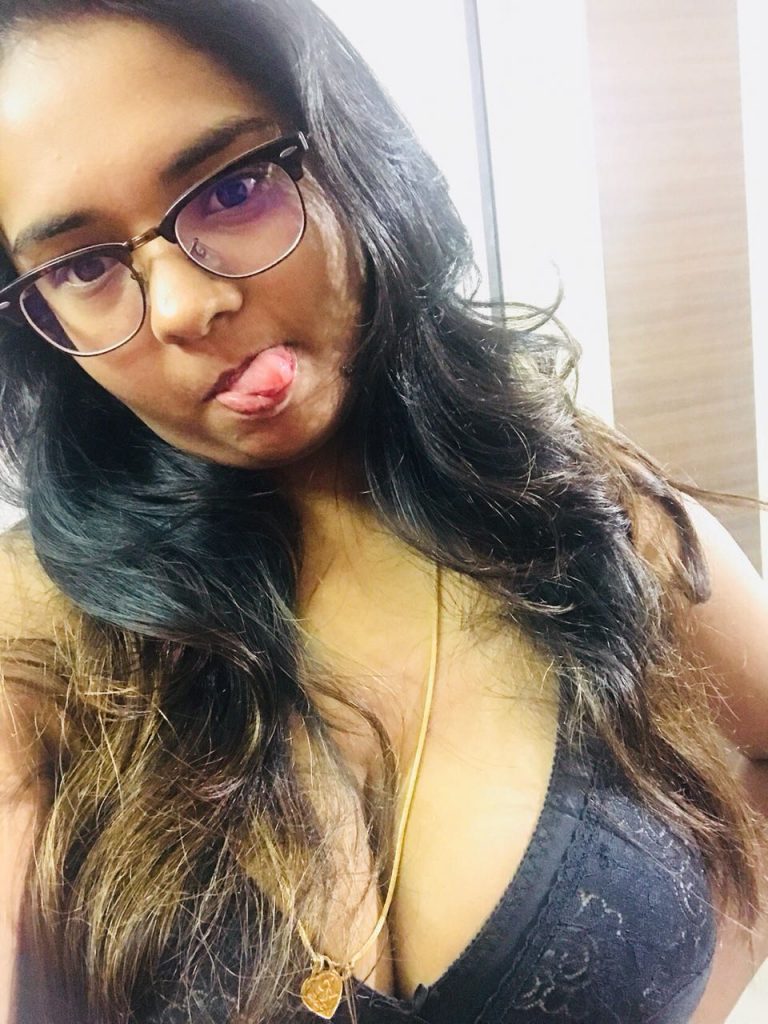 indian teen girls boobs show